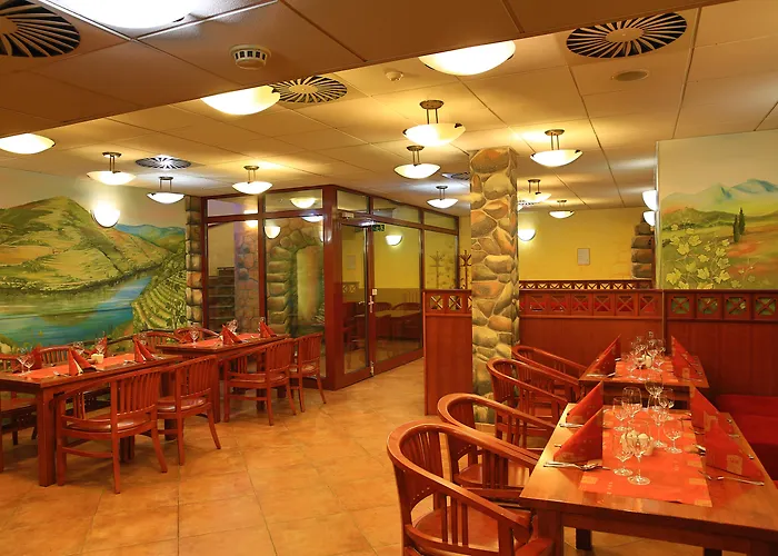 Primavera Hotel & Congress Centre