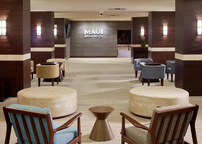 Hotels With Four Stars Outrigger Waikiki Beachcomber