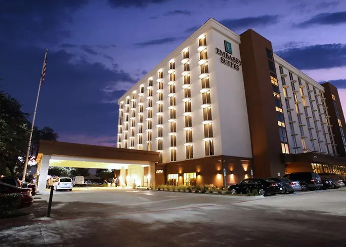 Embassy Suites By Hilton Dallas Market Center
