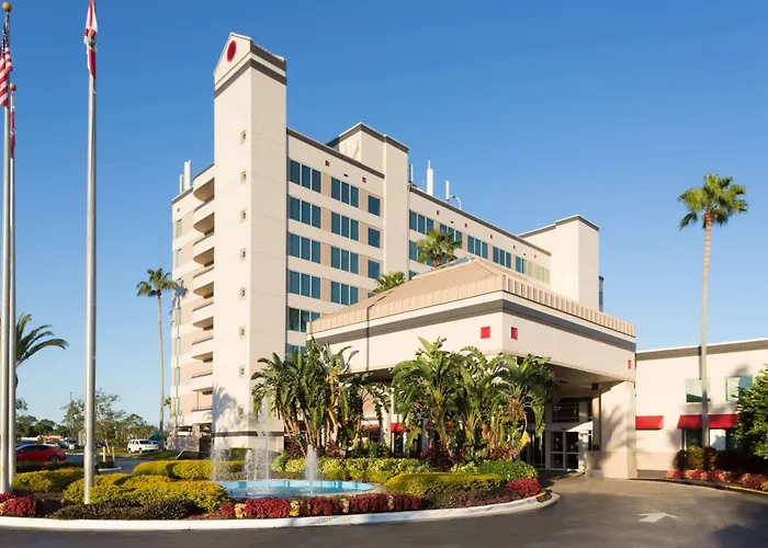 Hotel romântico: Ramada By Wyndham Kissimmee Gateway - Free Theme Park Shuttle