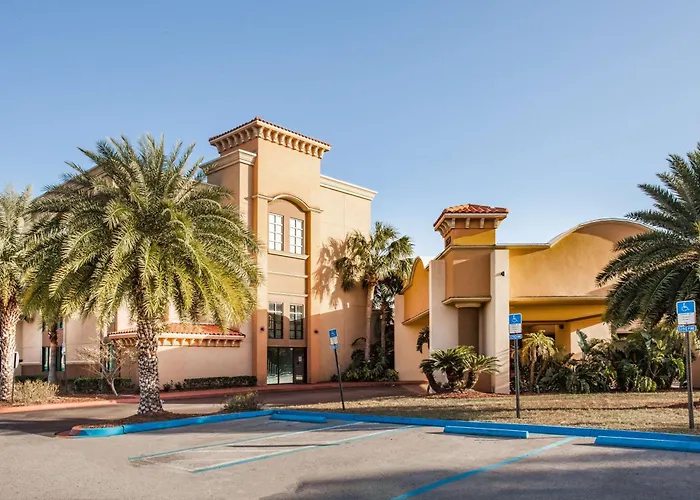 Ramada By Wyndham Jacksonville I-95 By Butler Blvd