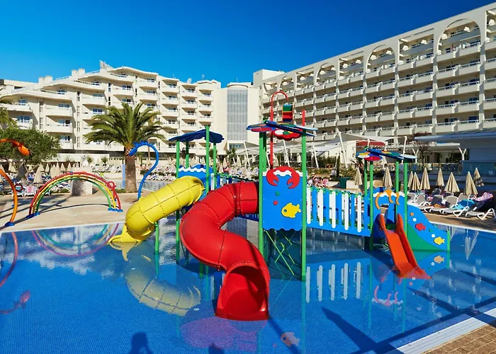 Hotels with pool Hipotels Coma Gran