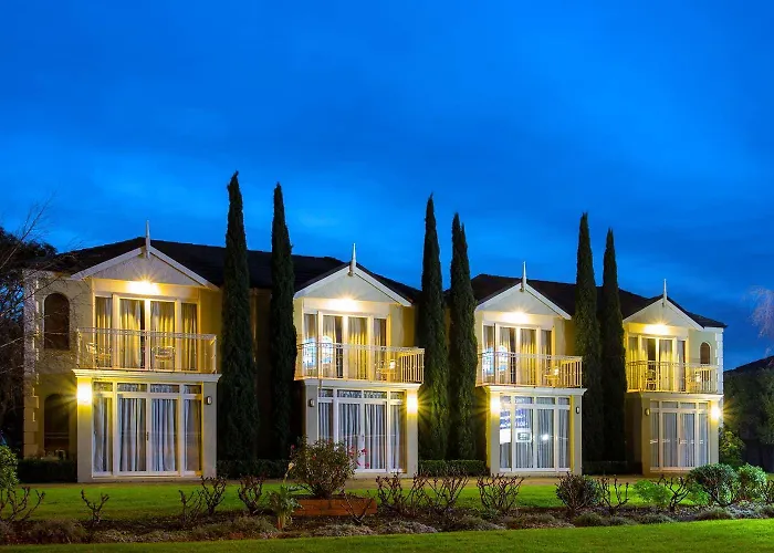 Best Western Colonial Village Motel