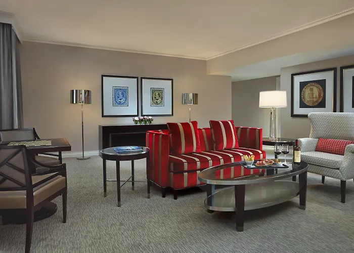 The Omni King Edward Hotel