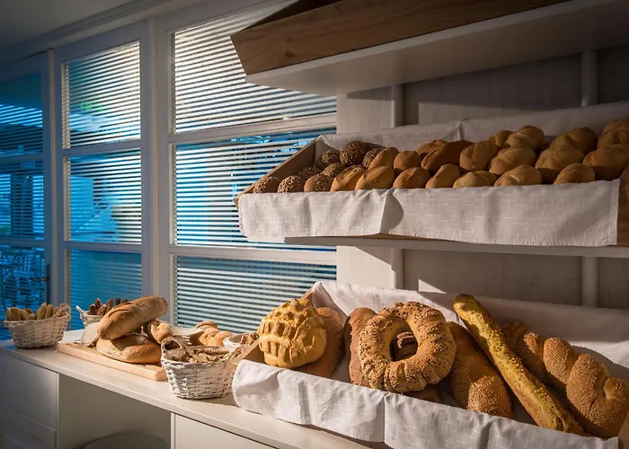 Hotel: Mari Kristin Beach Hotel