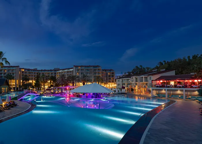 Arum Barut Collection