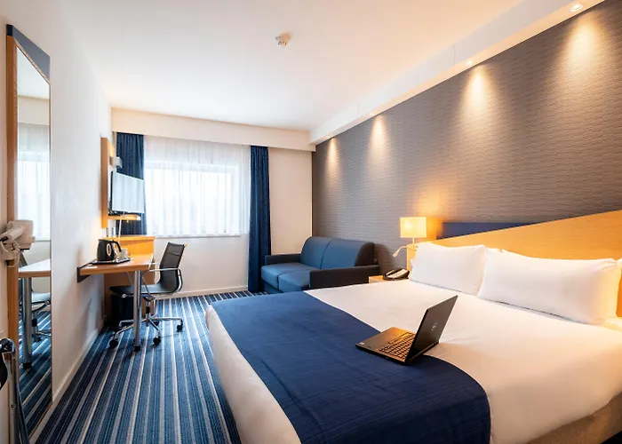 Holiday Inn Express Mechelen City Centre By Ihg