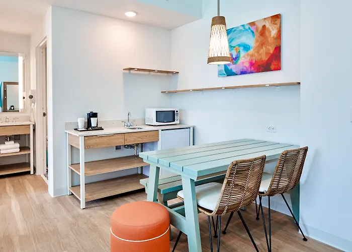  Universal'S Endless Summer - Surfside Inn And Suites