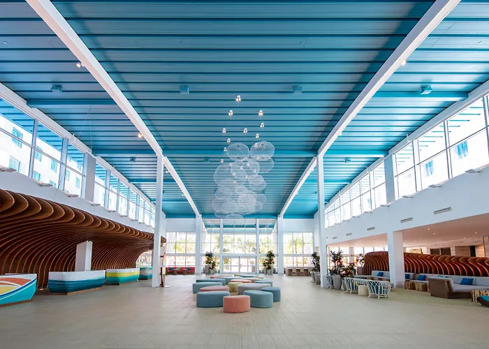  Universal'S Endless Summer - Surfside Inn And Suites
