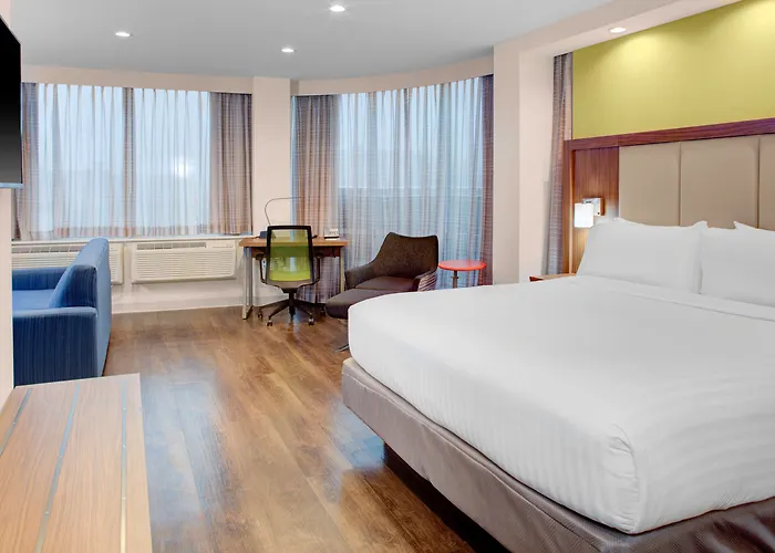 Holiday Inn Express - Bronx Nyc - Yankee Stadium, An Ihg Hotel
