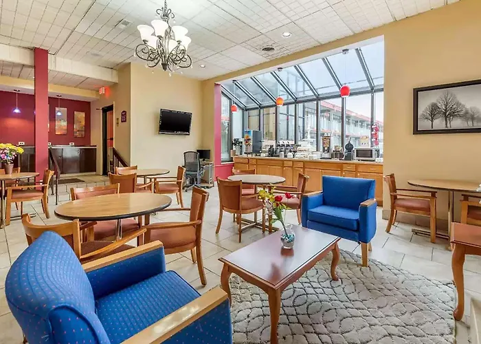 Days Inn By Wyndham Perrysburg Toledo
