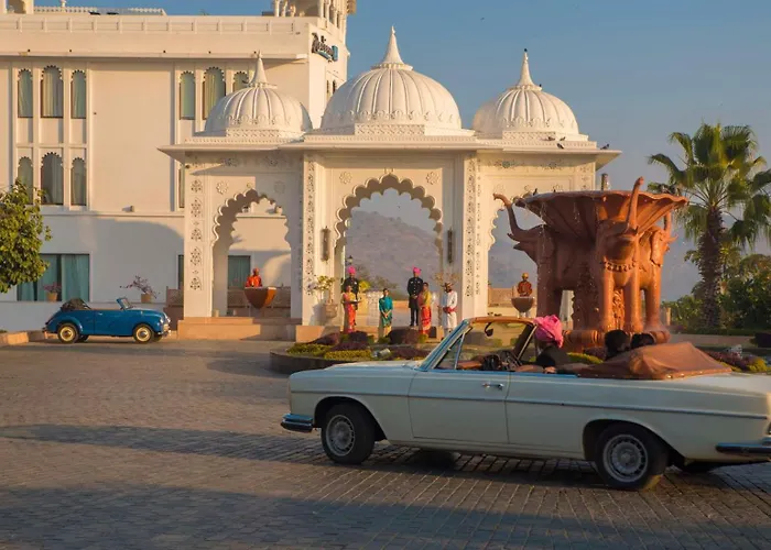 Radisson Blu Udaipur Palace & Spa