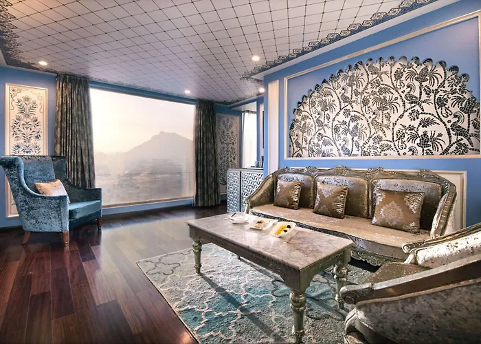 Radisson Blu Udaipur Palace & Spa