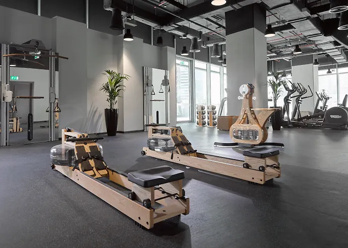 Luxury hotel only: Me Dubai By Melia