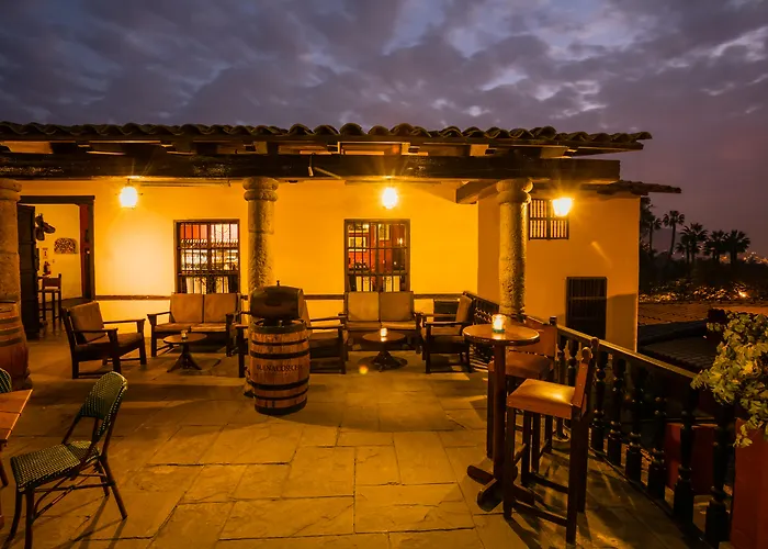 Decameron El Pueblo