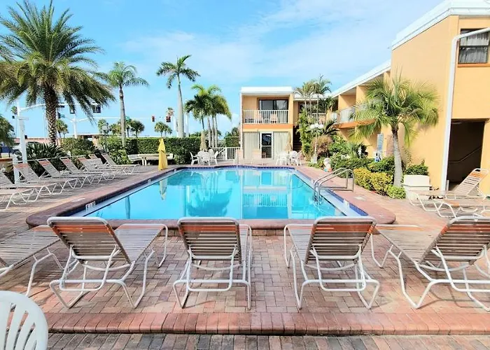 Lodge: Satellite Motel