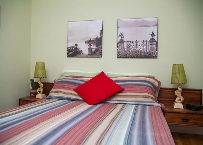 Maison Des Jardins B & B