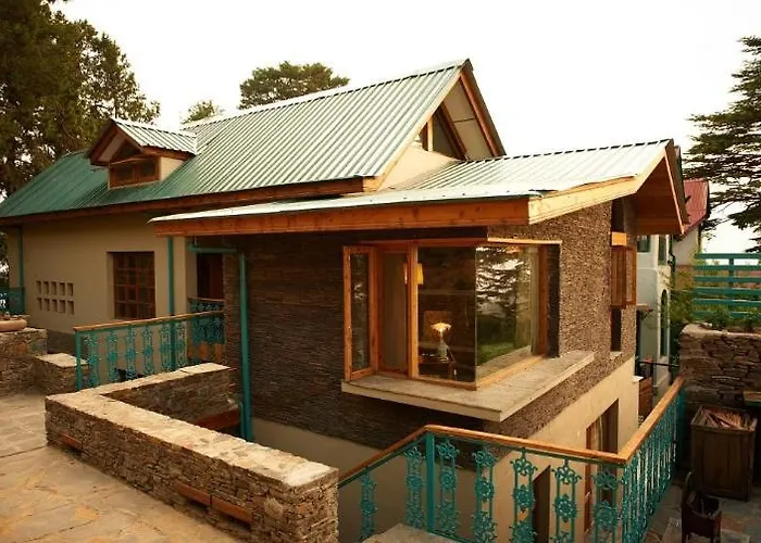 Ama Stays & Trails Ballyhack Cottage, Shimla