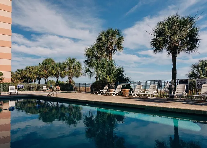 3 star hotels Sandcastle Oceanfront Resort At The Pavilion