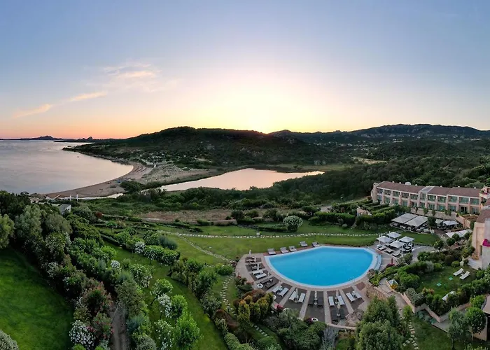 Hotels with a view L'Ea Bianca Luxury Resort