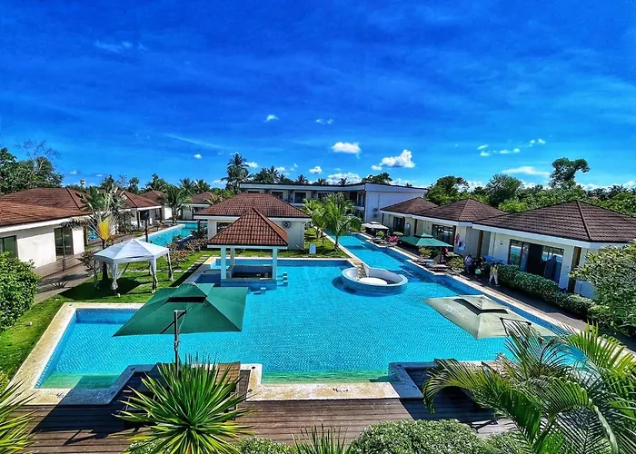 Amphitrite Resort