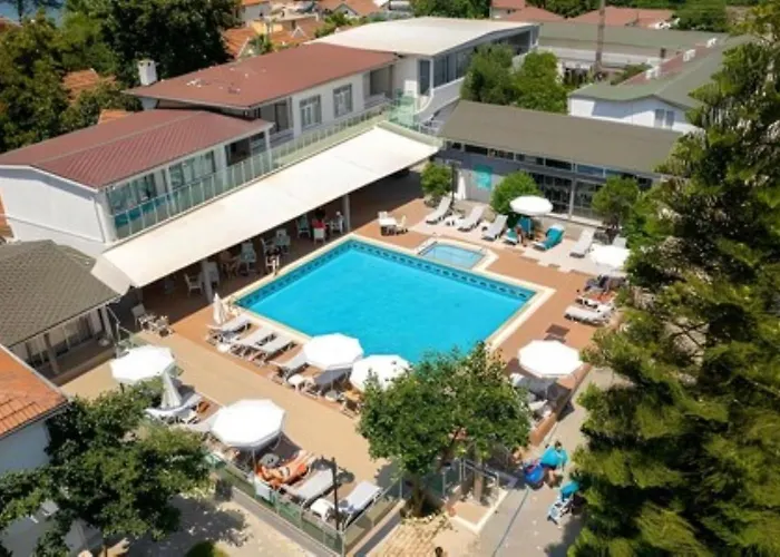 Clover Magic Altinkum Park Hotel