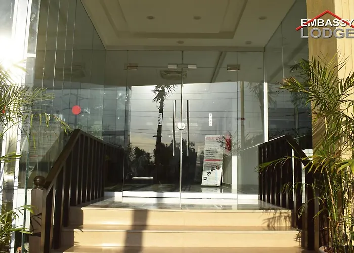Embassy Lodge