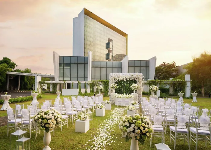 Luxe hotel: Doubletree By Hilton Jakarta - Diponegoro