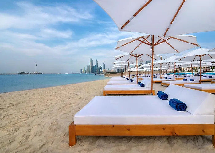 Resorts Guide Radisson Blu & , Abu Dhabi Corniche