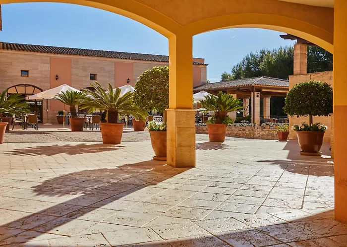 Hotel 5 Estrellas Pula Suites Boutique Resort