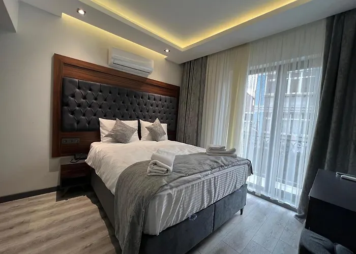 Centraal gelegen hotel: Golden Stoneluxe Istanbul Hotel