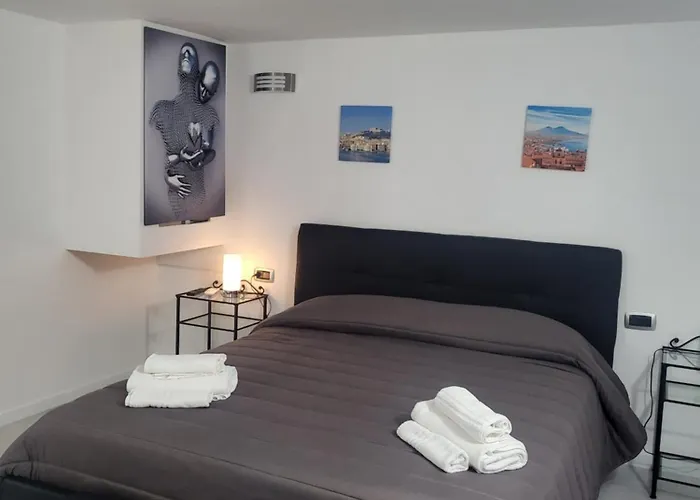 Resort: Live Naples