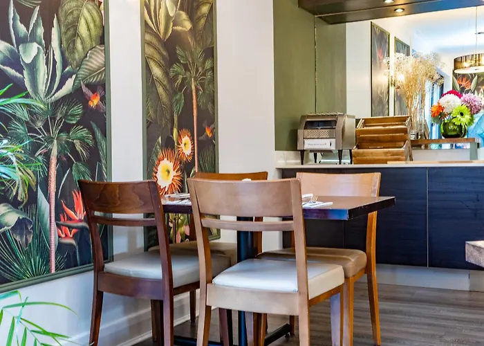 Croft Court Hotel Free Parking