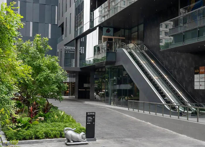 Pet Friendly hotel: Staybridge Suites Bangkok Sukhumvit By Ihg