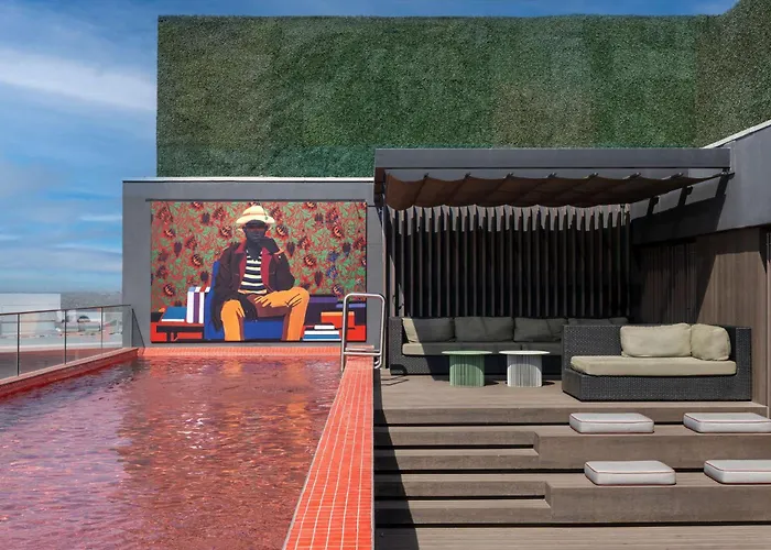 Radisson Red Hotel Johannesburg Rosebank