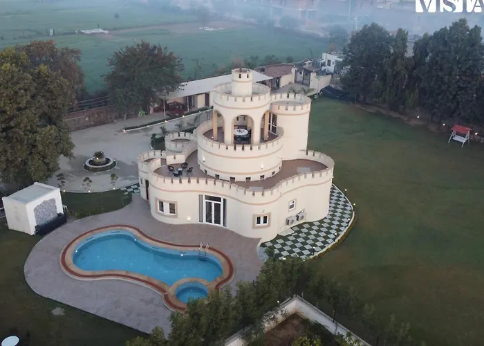 Private Villa: Stayvista'S Mystic Castle With Terrace, Swimming Pool, Lawn With Gazebo