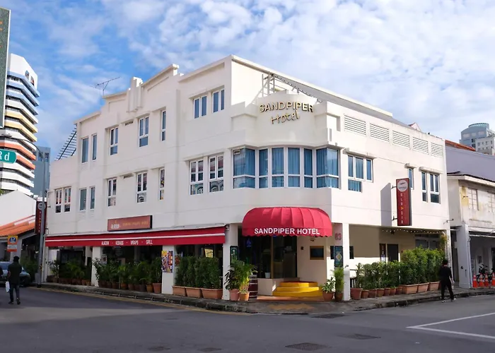 Cheap hotels Single Or Twin No Window Room With Sharing Bathroom And Toilet In Sandpiper