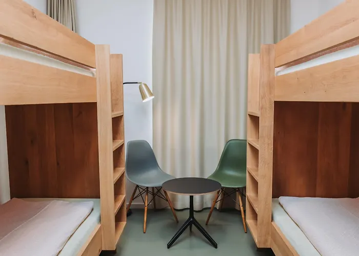 Montreux Youth Hostel