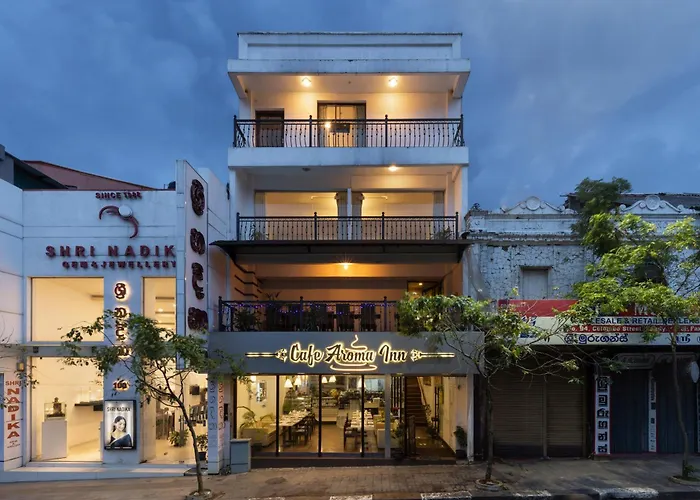 Cafe Aroma Inn