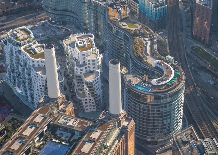 Pet Friendly hotel: Art'Otel London Battersea Power Station, Powered By Radisson Hotels