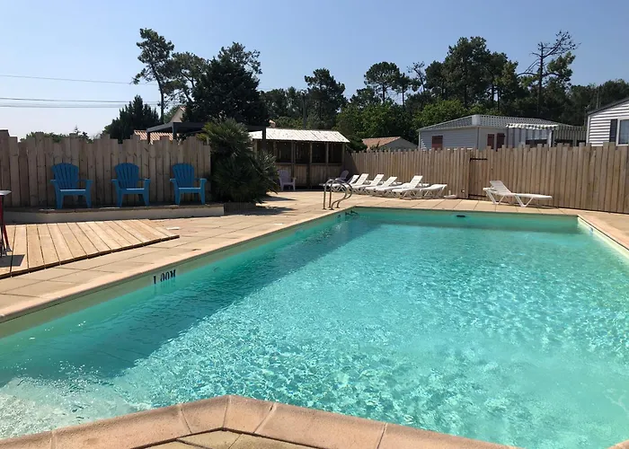 Camping Le Logis 3 étoiles