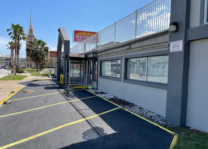 Budget Inn And Suites