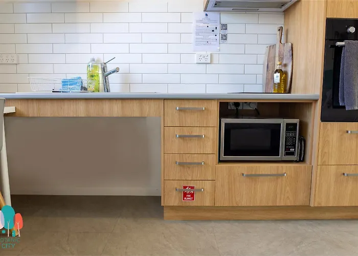 Hotel with view: Botanic City Apartments