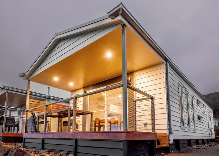 Hotels with pool Big4 Apollo Bay Pisces Holiday Park