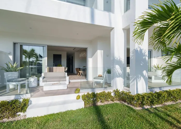 Palm Cay Marina And