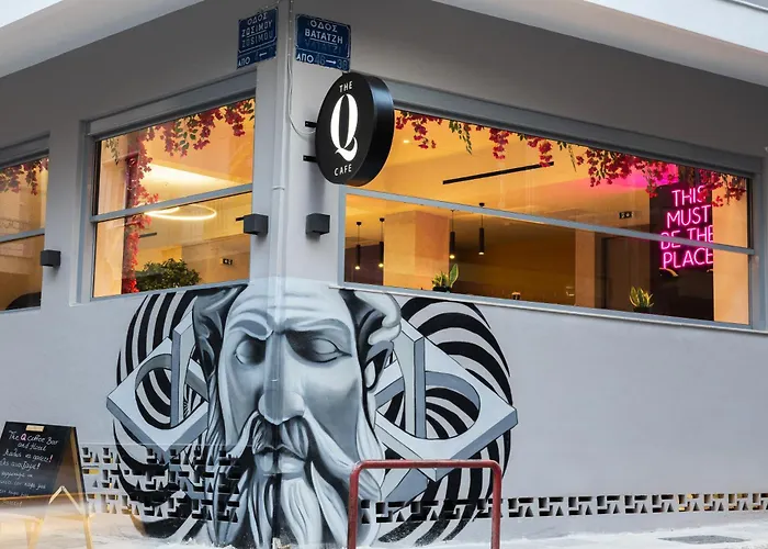 Q