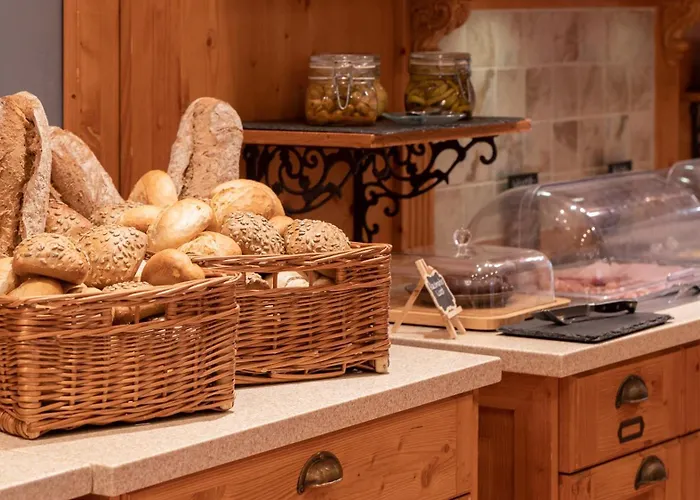 Weinhotel Des Riesling Zum Gruenen Kranz