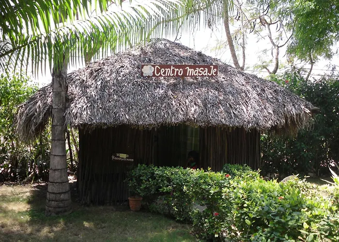 Plaza Real Resort