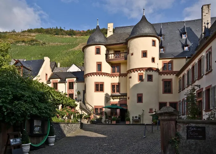 Hotel Schloss Zell
