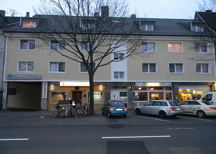 Lipp Apartments